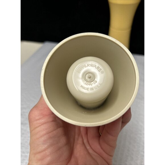 Vintage Tupperware Oil/Vinegar Cruet - Harvest Gold & Almond - Picture 7 of 7